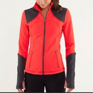 Lululemon Forme Jacket size 6  Love Red / Deep Coal